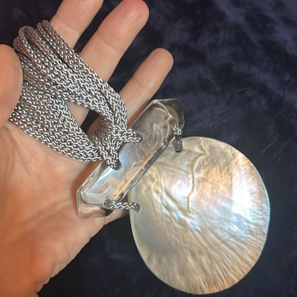 Shell necklace - Picture 4 of 5